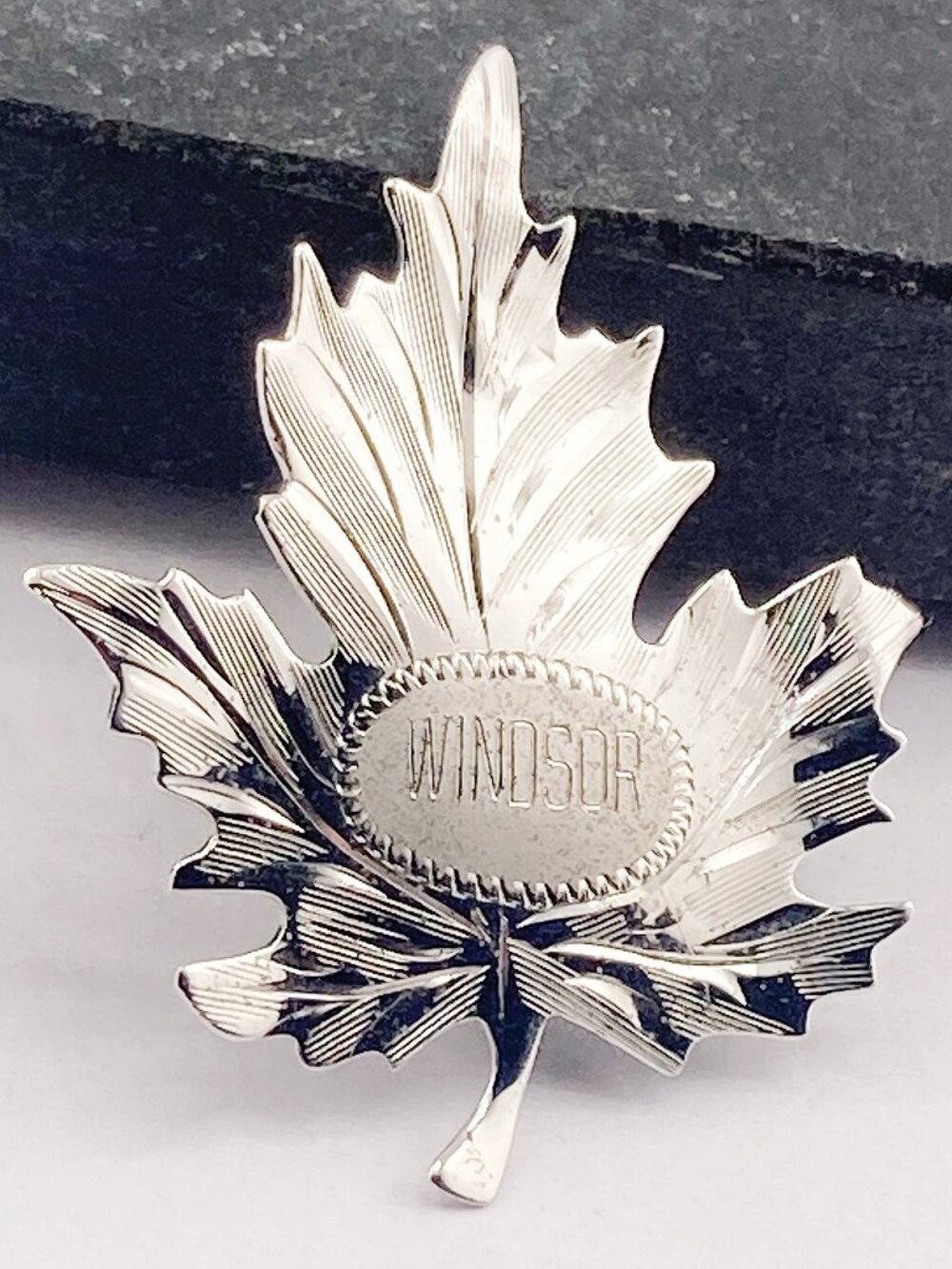 BOND BOYD Vintage etched sterling silver Windsor, Ontario maple leaf brooch pin
